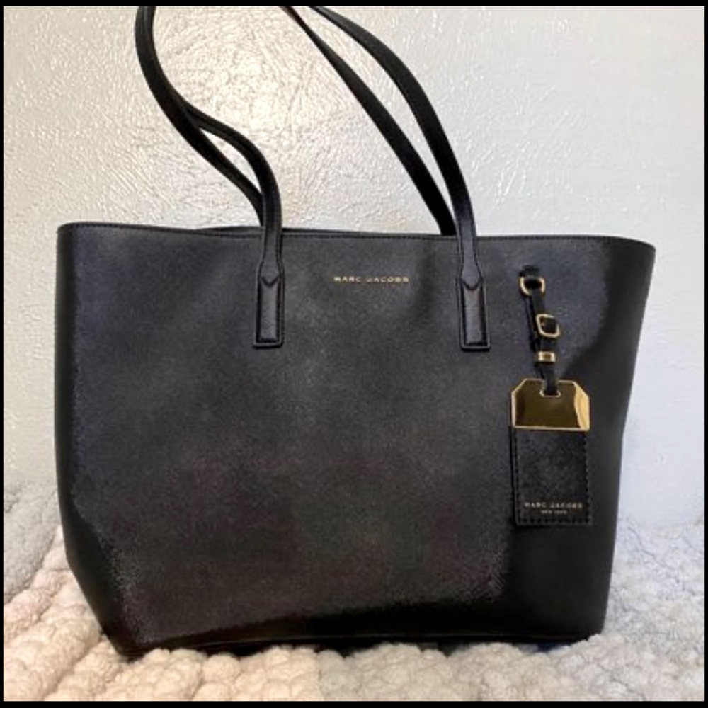 Marc by Marc Jacobs tote purse